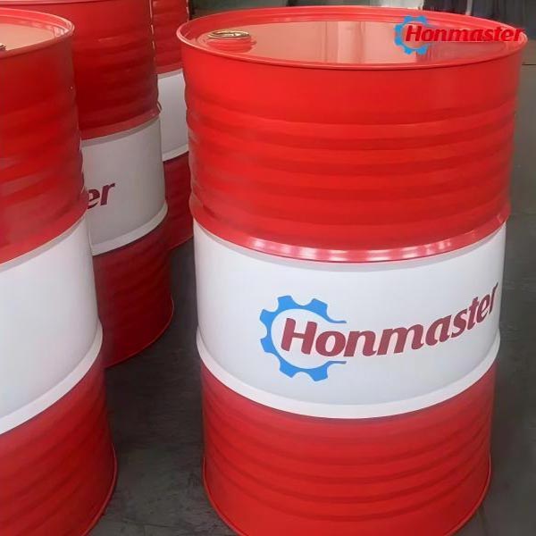 Special oil for honing